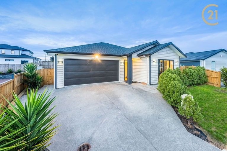 Photo of property in 36 Melgran Avenue, Papakura, 2110