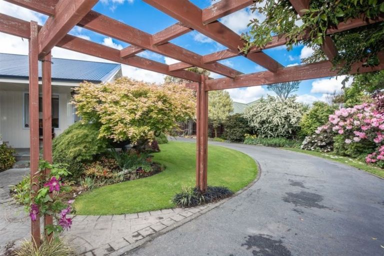 Photo of property in 17 Bencard Place, Hoon Hay, Christchurch, 8025