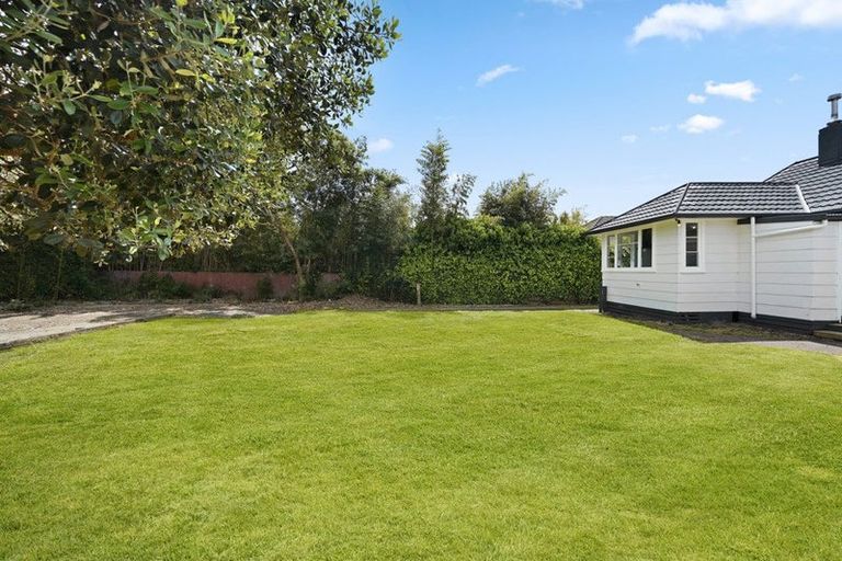 Photo of property in 15 Paul Crescent, Fairfield, Hamilton, 3214