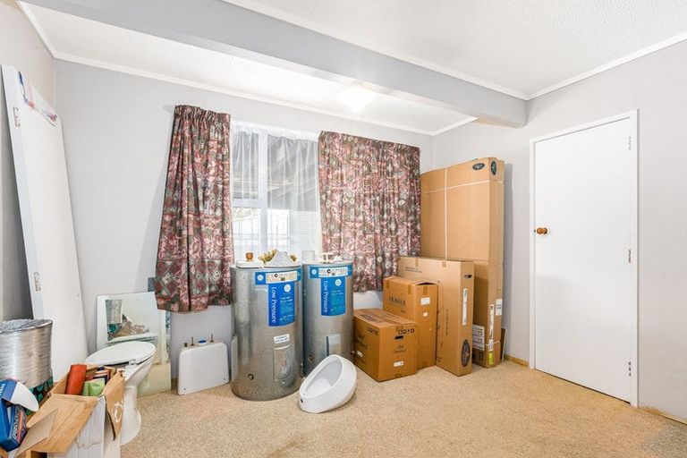 Photo of property in 56 Owhiti Street, Titahi Bay, Porirua, 5022
