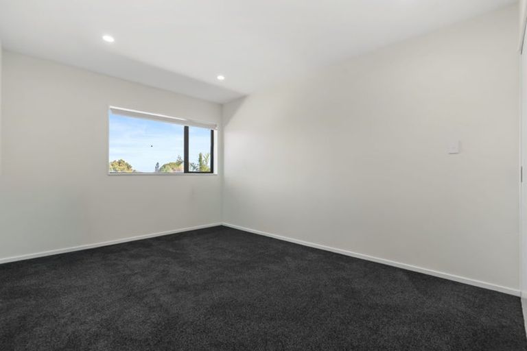 Photo of property in 15 Tomlinson Street, Hillpark, Auckland, 2102