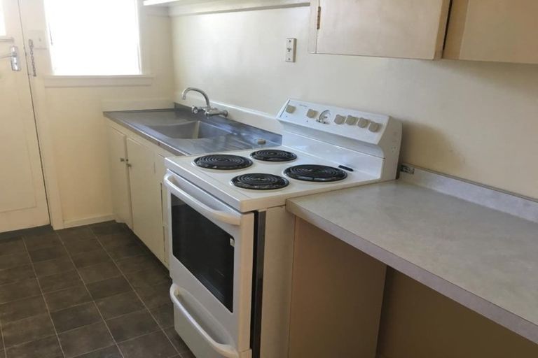 Photo of property in 135a Totara Street, Riccarton, Christchurch, 8041