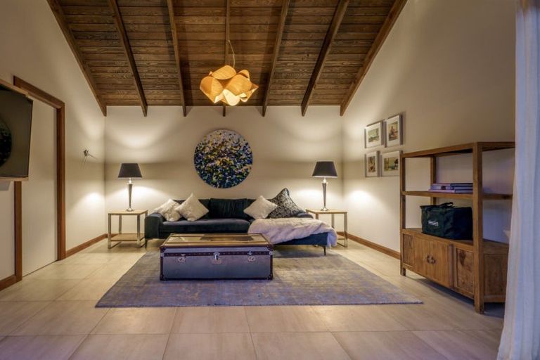 Photo of property in 355 Ballantyne Road, Wanaka, 9382