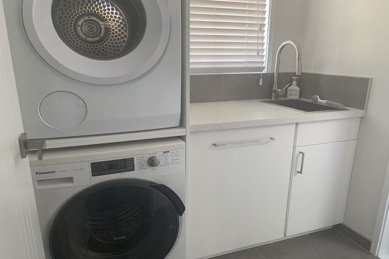 Photo of property in 39 Pine Avenue, Otumoetai, Tauranga, 3110