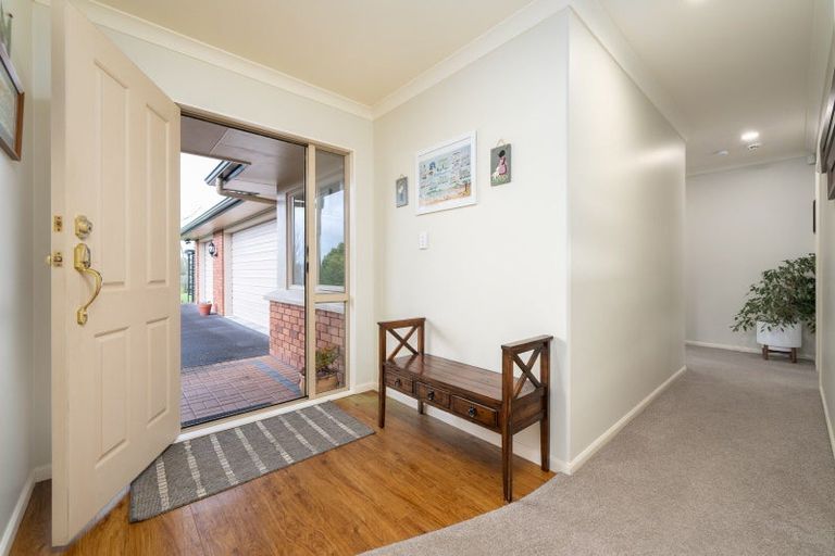 Photo of property in 9 Oak View Place, Newstead, Hamilton, 3287