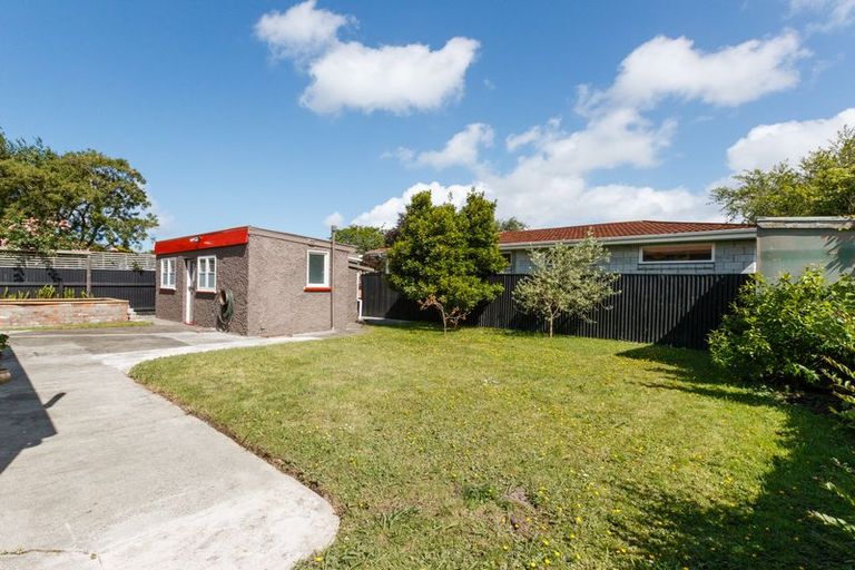 Photo of property in 231 College Street, West End, Palmerston North, 4412