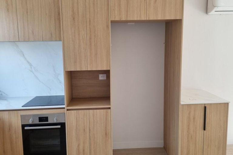 Photo of property in 5/25 Titoki Street, Te Atatu Peninsula, Auckland, 0610