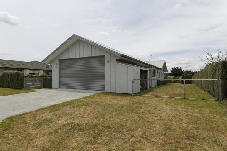 Photo of property in 81 Lisland Drive, Kinloch, Taupo, 3377