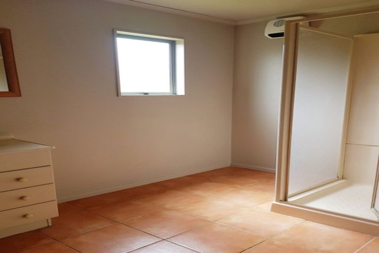 Photo of property in 43 Hillside-manapouri Road, Manapouri, 9679