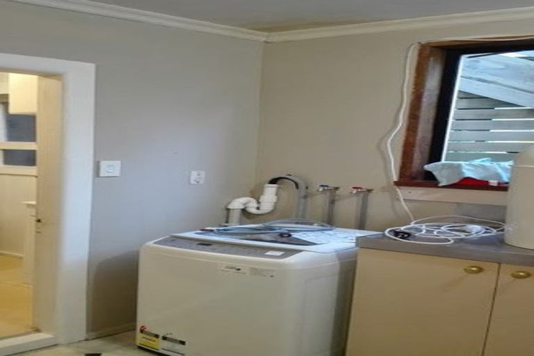 Photo of property in 71 Majoribanks Street, Mount Victoria, Wellington, 6011