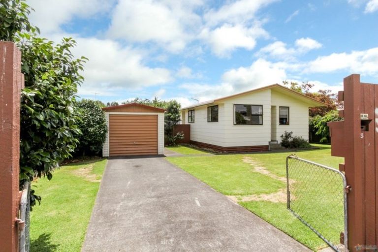 Photo of property in 3 Rahiri Street, Waitara, 4320