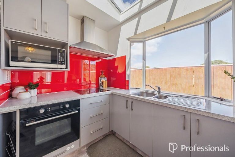 Photo of property in 17 Macky Street, Taita, Lower Hutt, 5011