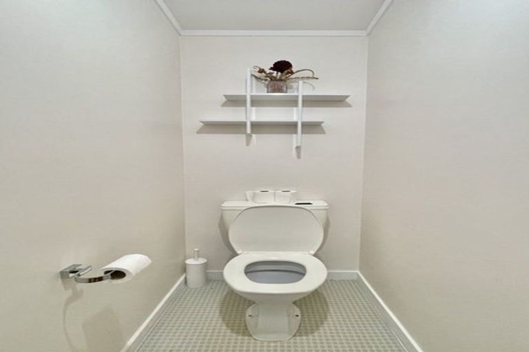 Photo of property in 1/2 Lavaud Street, Berhampore, Wellington, 6023