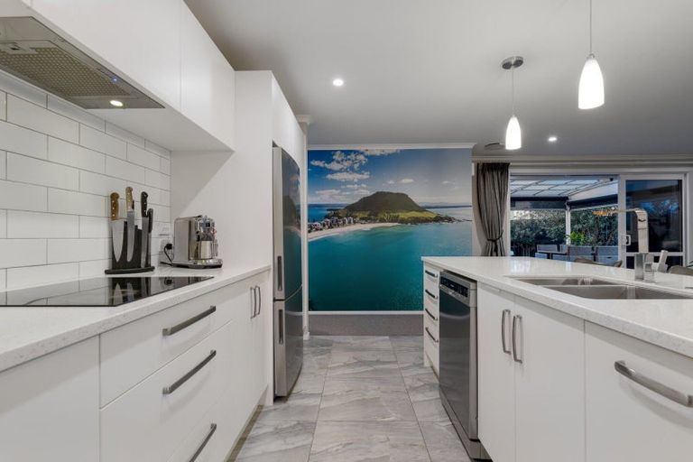 Photo of property in 4 Cupples Street, Papamoa Beach, Papamoa, 3118