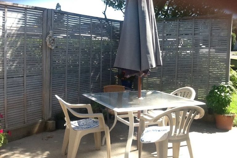 Photo of property in 1/6 Sunshine Place, Papakura, 2110