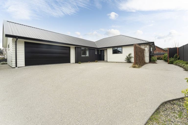 Photo of property in 114 Stalker Road, Lower Shotover, Queenstown, 9304