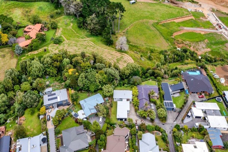 Photo of property in 72e Wairau Road, Oakura, 4314