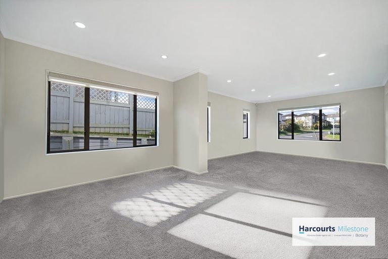 Photo of property in 43 Valderama Drive, Flat Bush, Auckland, 2019