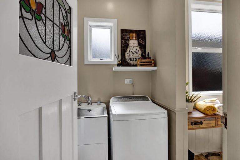 Photo of property in 59 Gladstone Street, Hawera, 4610