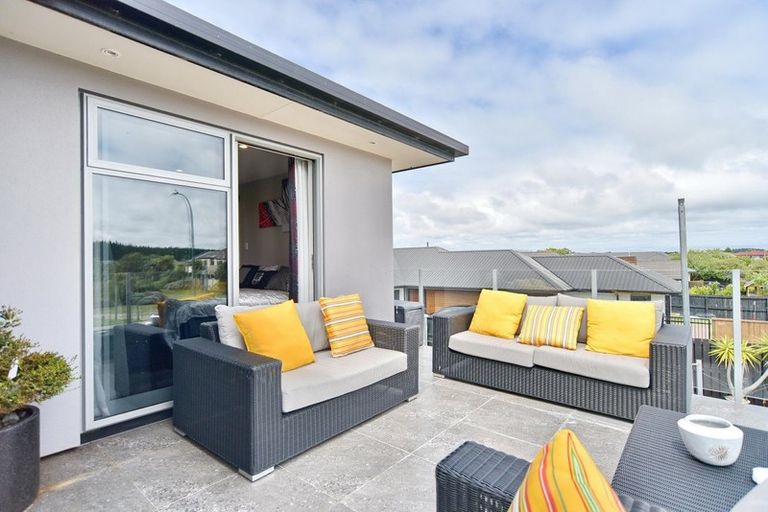 Photo of property in 100 Broadhaven Avenue, Parklands, Christchurch, 8083