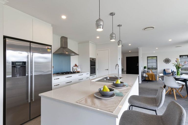 Photo of property in 3 Les Wakefield Road, Mapua, 7005