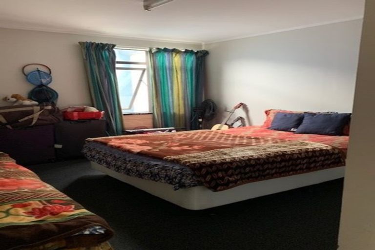 Photo of property in 6 Tangelo Place, Bucklands Beach, Auckland, 2012