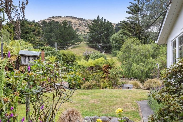 Photo of property in 11 Factory Road, Little Akaloa, 7583