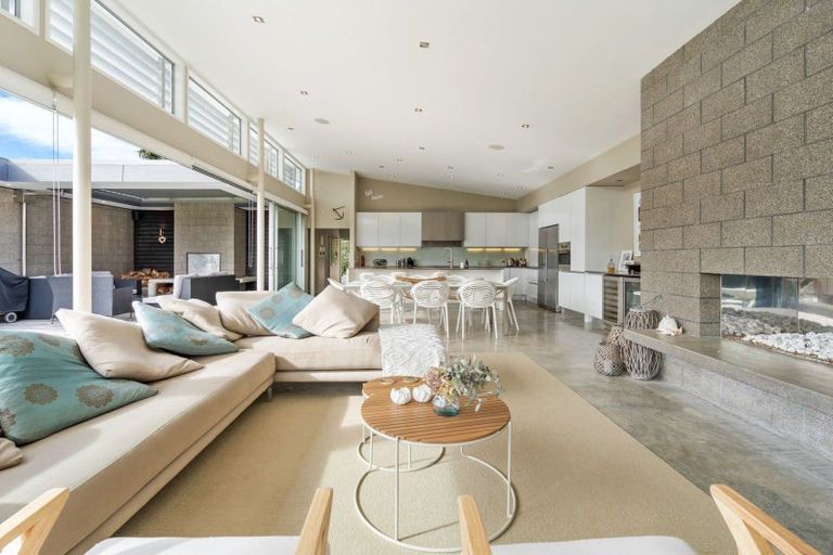 Photo of property in 12 Galbraith Street, Matapouri, Whangarei, 0173