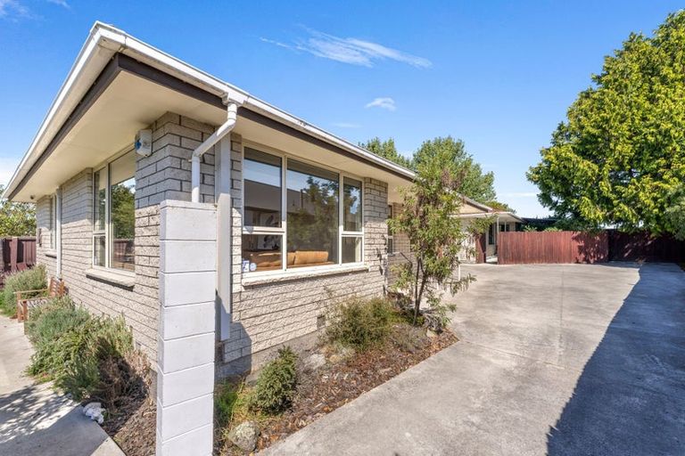 Photo of property in 1/29 Heathglen Avenue, Parklands, Christchurch, 8083