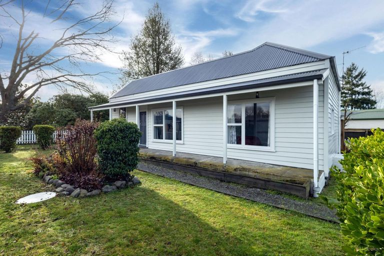 Photo of property in 209 Talbot Street, Geraldine, 7930