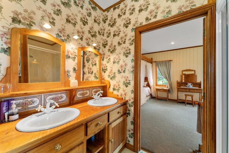 Photo of property in 277 Wortley Road, Waiongana, New Plymouth, 4373