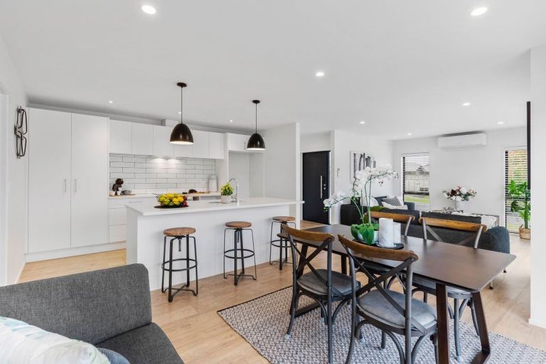 Photo of property in 3 Tilly Lane, Huapai, Kumeu, 0810