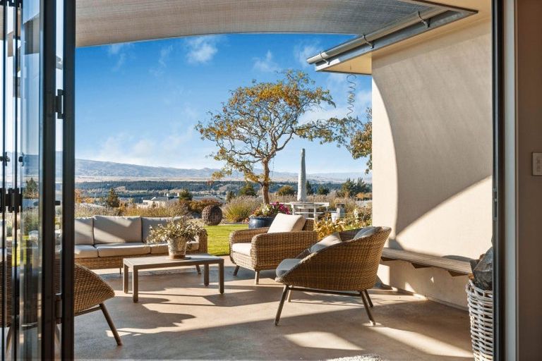 Photo of property in 10 Old Golf Course Road, Bridge Hill, Alexandra, 9320