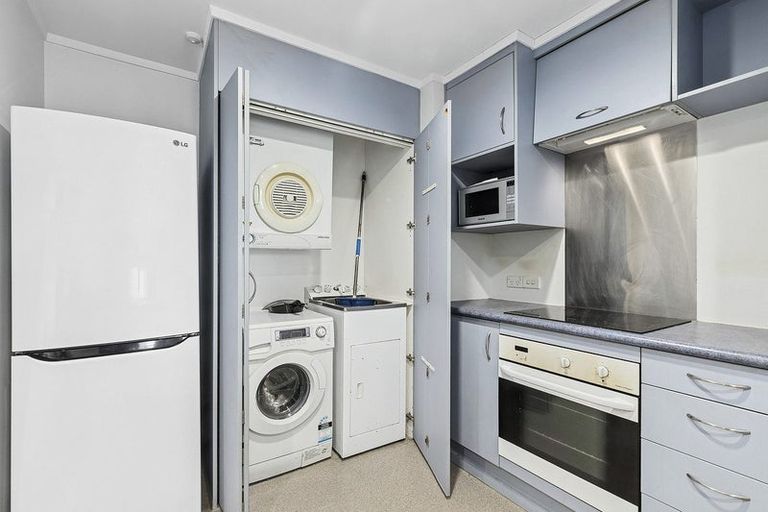 Photo of property in 2/97 Boulcott Street, Wellington Central, Wellington, 6011