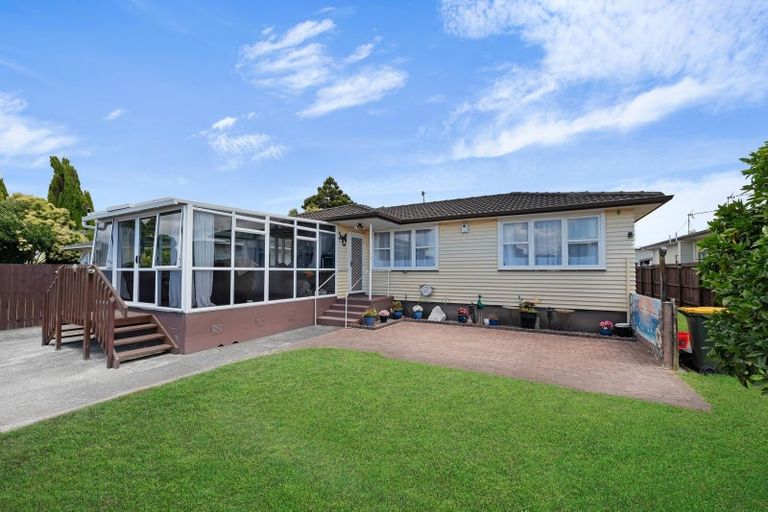 Photo of property in 9 Mcentee Street, Papakura, 2110