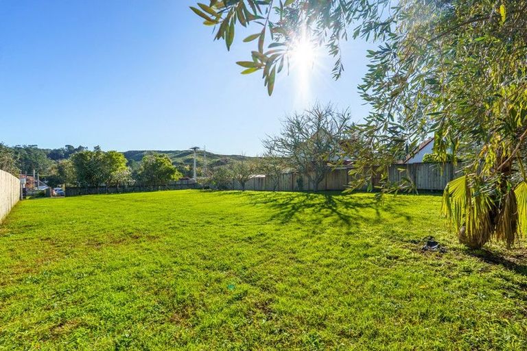 Photo of property in 3 Cambridge Road, Riverhead, 0820