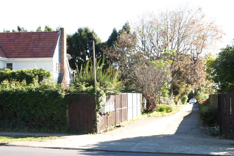 Photo of property in 387k Massey Road, Mangere East, Auckland, 2024