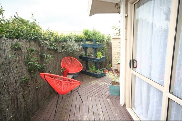 Photo of property in 36b Aquarius Drive, Kawaha Point, Rotorua, 3010