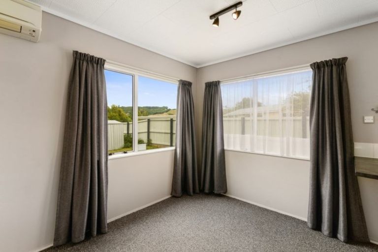 Photo of property in 19a Augustus Earle Place, Pukehangi, Rotorua, 3015