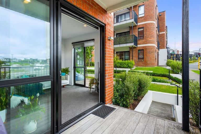 Photo of property in 3/81g Mapou Road, Hobsonville, Auckland, 0616