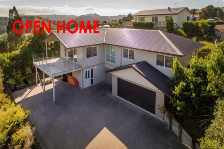 Photo of property in 3 Christa Court, Whitianga, 3510