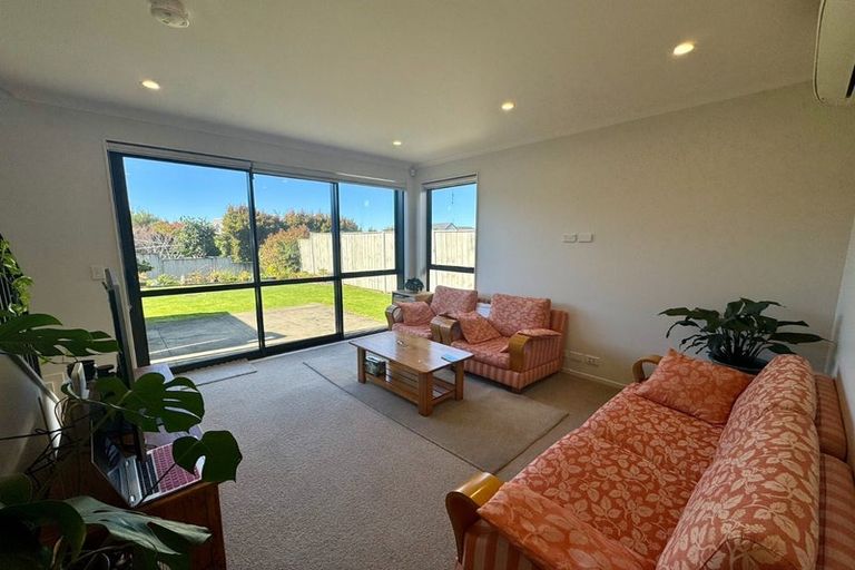 Photo of property in 62 Matairangi Avenue, Totara Heights, Auckland, 2105