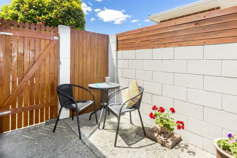 Photo of property in 17 Kiwi Street, Heretaunga, Upper Hutt, 5018