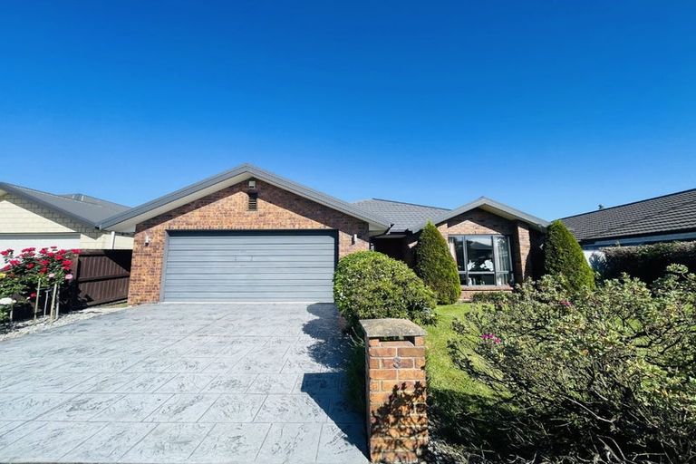 Photo of property in 3 Cunneen Place, Aidanfield, Christchurch, 8025