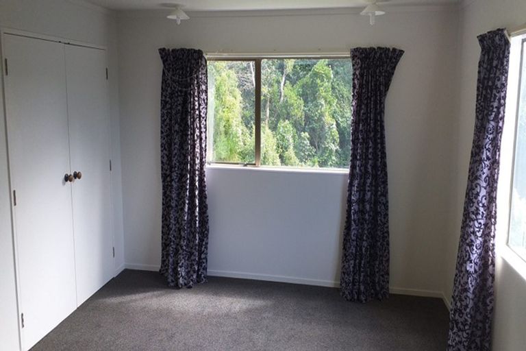 Photo of property in 37 Lynmouth Avenue, Karori, Wellington, 6012