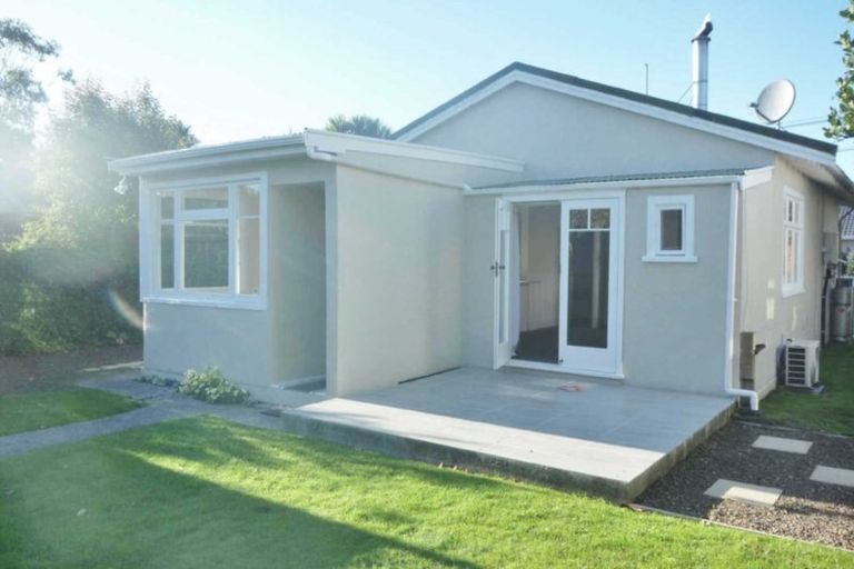 Photo of property in 24 Cheviot Street, Spreydon, Christchurch, 8024