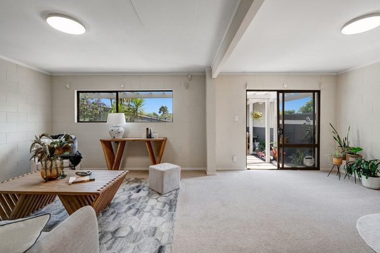 Photo of property in 1/9 Kowhai Road, Mairangi Bay, Auckland, 0630