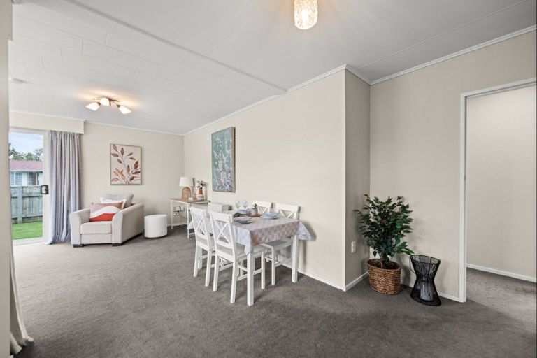 Photo of property in 16 Drury Street, Cloverlea, Palmerston North, 4412