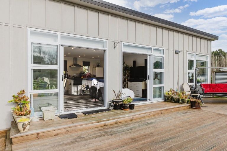 Photo of property in 25 Stanly Street, Eketahuna, 4900