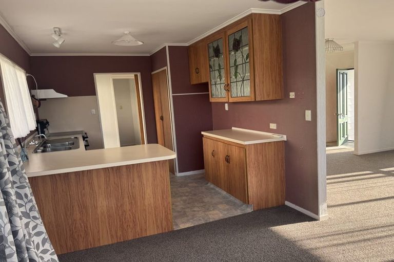 Photo of property in 1 Stella Drive, Clarks Beach, 2122